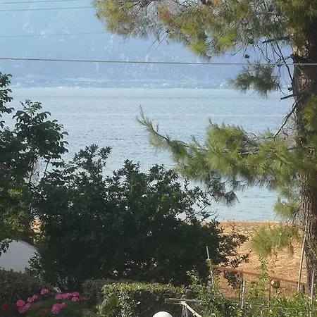 Holiday home λαμπίρι House *